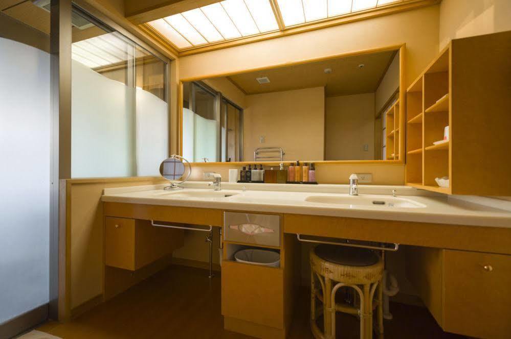 Hotel Fujisan Onsen Bessho Sasa Fudžijošida Exteriér fotografie