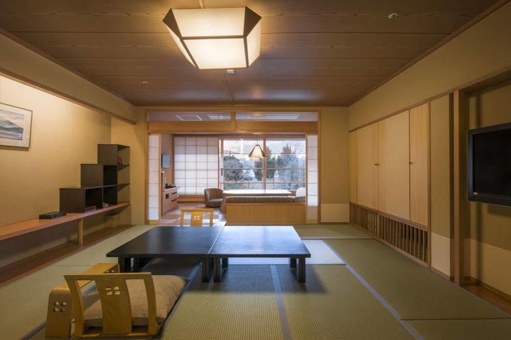 Hotel Fujisan Onsen Bessho Sasa Fudžijošida Exteriér fotografie