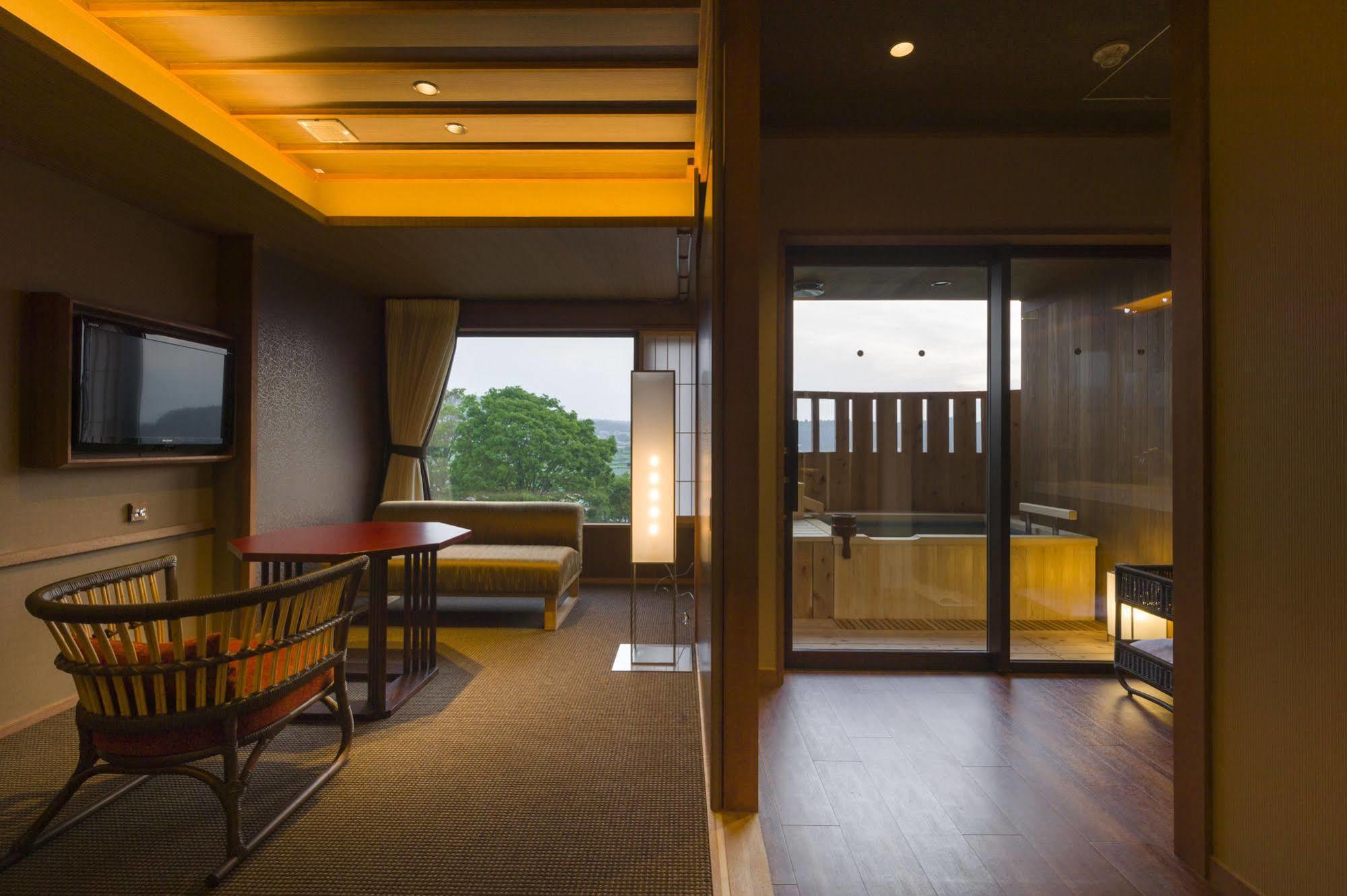 Hotel Fujisan Onsen Bessho Sasa Fudžijošida Exteriér fotografie